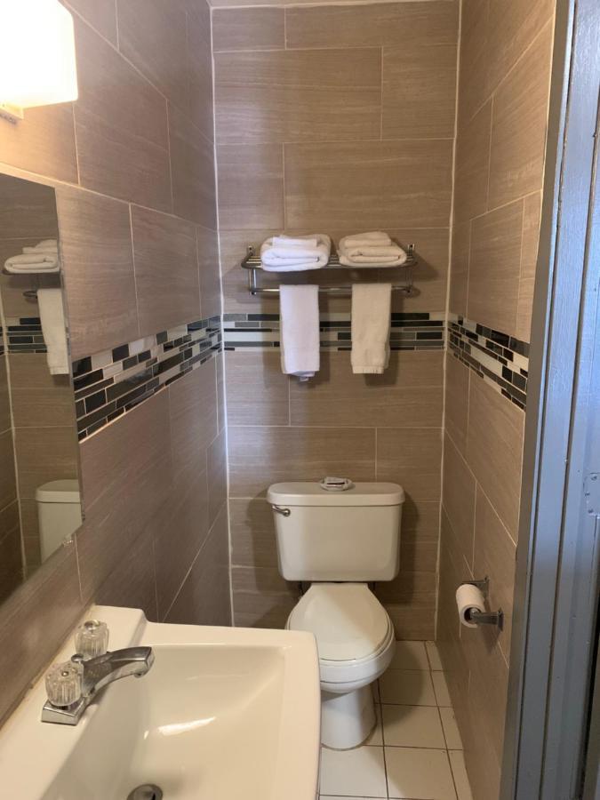 Stadium View Inn Hamburg Ngoại thất bức ảnh