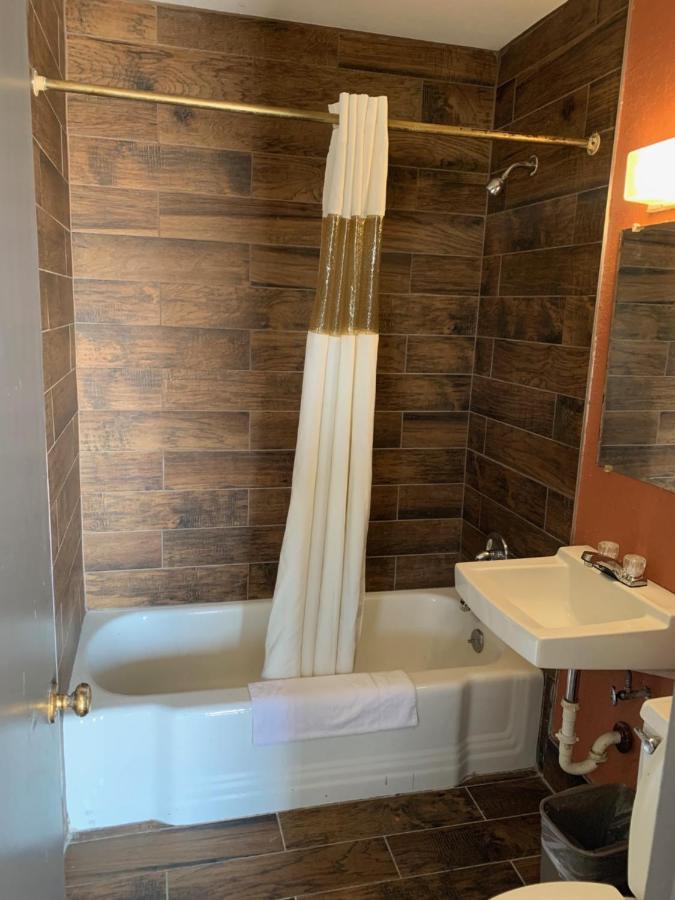 Stadium View Inn Hamburg Ngoại thất bức ảnh
